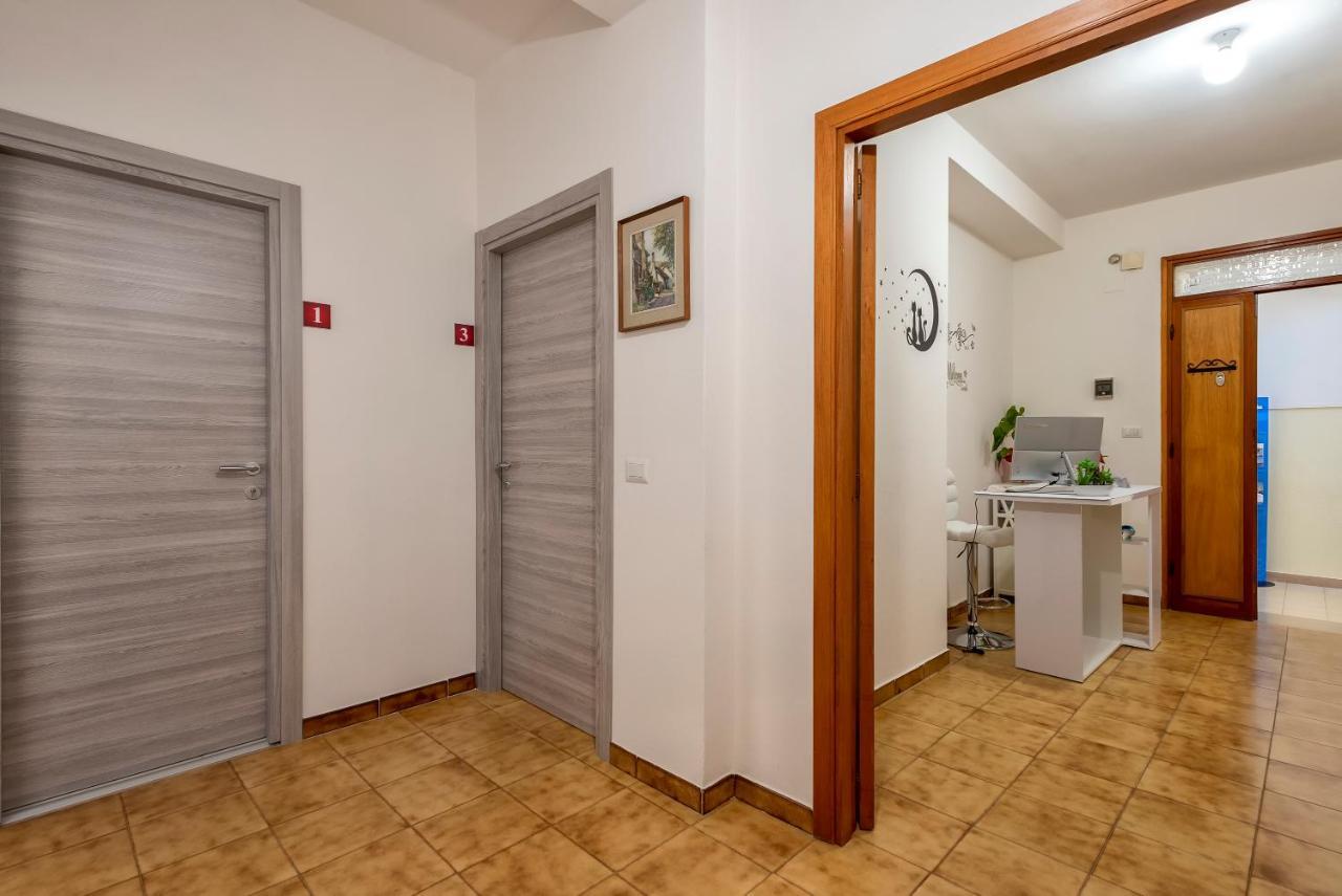 Sardinia Rooms Альгеро Экстерьер фото